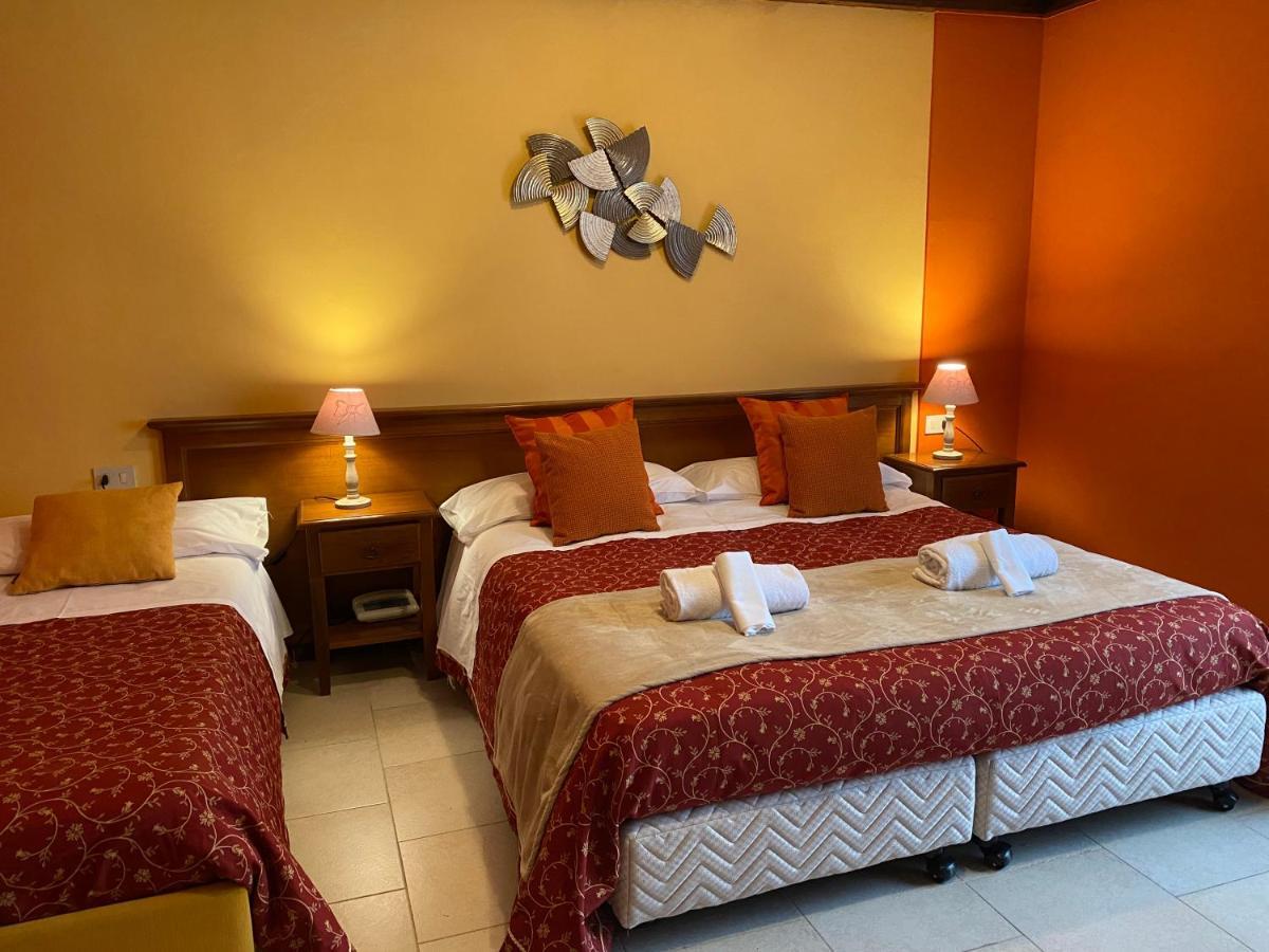 Hotel Borgo Antico Фабриано Экстерьер фото