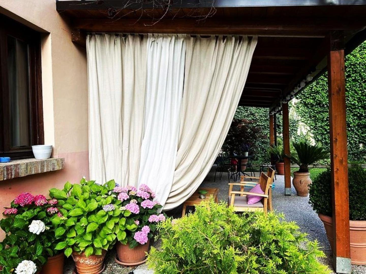 Hotel Borgo Antico Фабриано Экстерьер фото