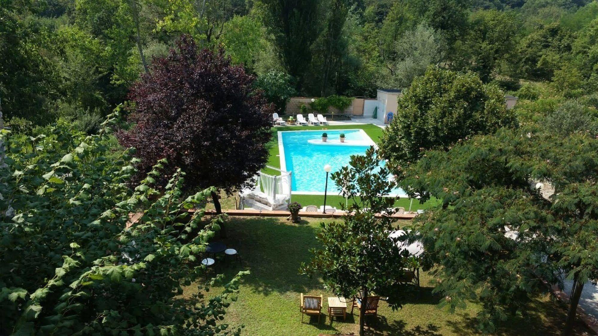 Hotel Borgo Antico Фабриано Экстерьер фото